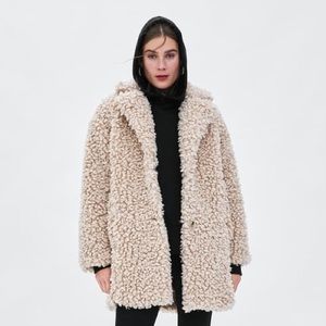ZARA NWT FAUX FUR COAT - BEIGE S/M